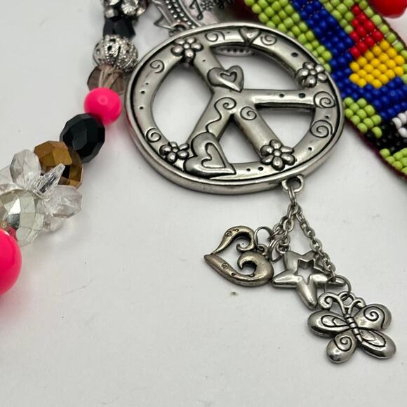 Y2K Silver & Green Peace Keychain - Picture 3 of 5